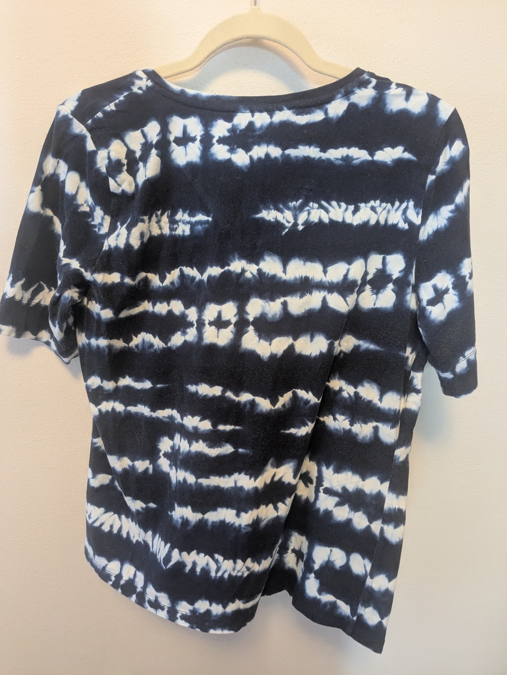 Jones New York Black and White Tie-Dye Short Sleeve Tee